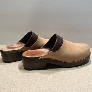 Giulia Italian leather and suede wooden unisex clogs
